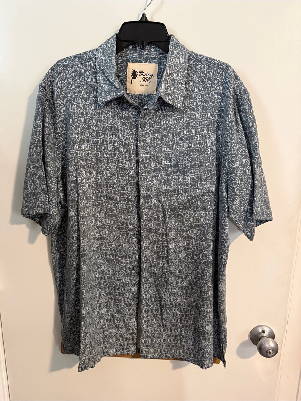 Vintage Silk Short-Sleeve Button-Down Shirt - Light Blue Geo Print